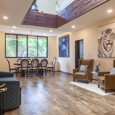 Stayvista'S Firefly Mountain Retreat - Villa With Private Pool, Gazebo & Terrace Карджат Экстерьер фото