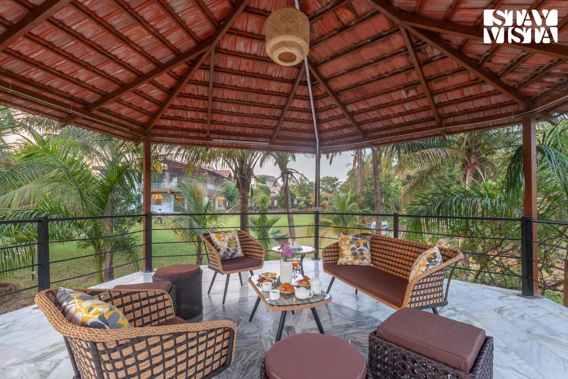 Stayvista'S Firefly Mountain Retreat - Villa With Private Pool, Gazebo & Terrace Карджат Экстерьер фото